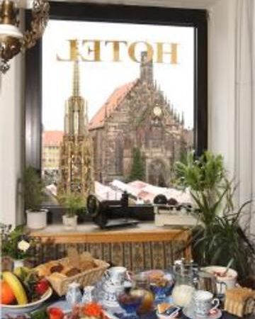 Tiptop Hotel Am Schoenen Brunnen Nuremberg Restaurant photo